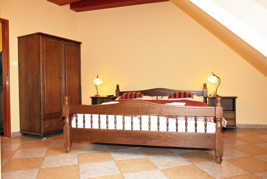 Hotel Pelikan Třeboň Cameră foto